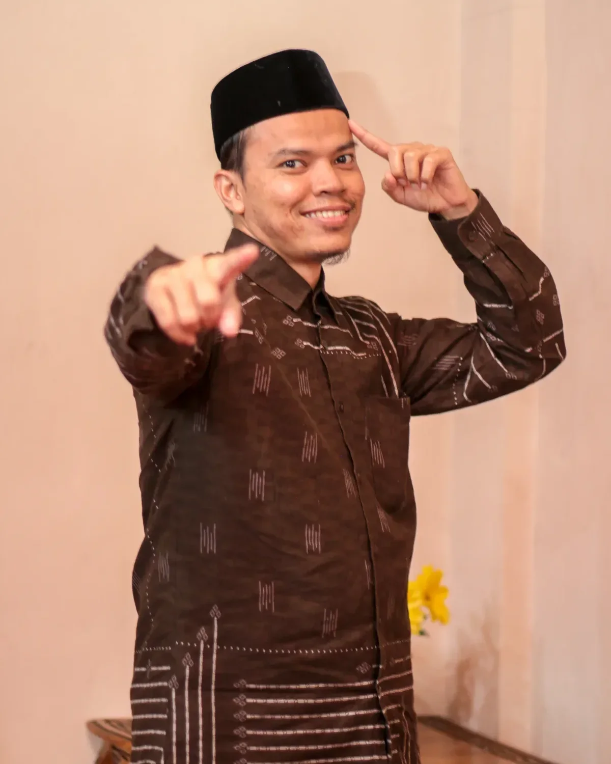 Ahmad  Somantr